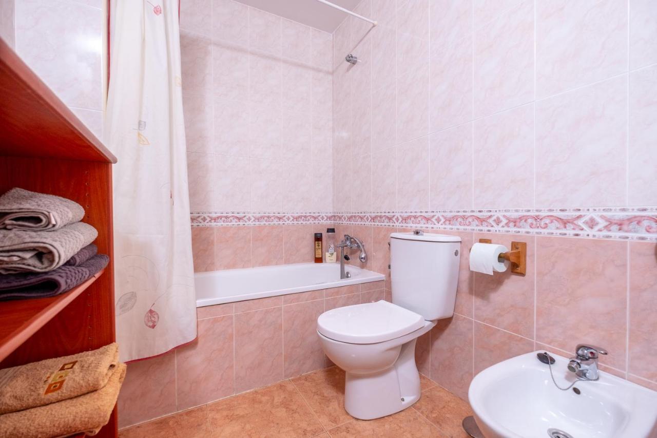 Apartamento Las Torres Conil De La Frontera Exterior photo